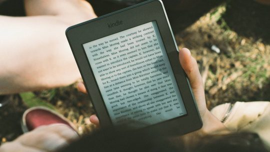 Nowa powieść “Wyrwa” Chmielarz znów zaskakuje – ebook