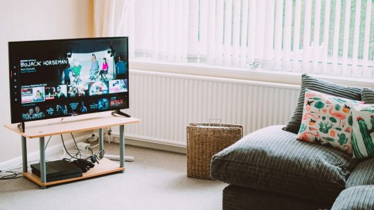 Telewizor 32 cale Full HD – Na jaki się zdecydować?