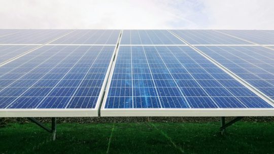 Falowniki Kostal – innowacyjność, efektywność i zrównoważona energia w jednym rozwiązaniu