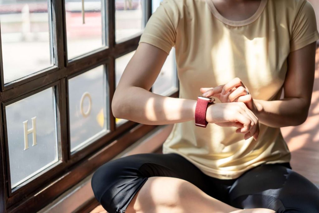 garmin vivomove