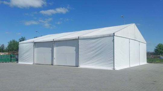 Używane hale namiotowe – funkcjonalne i ekonomiczne rozwiązanie dla wielu branż